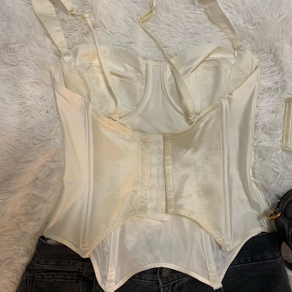 Sold!🤎Vintage Bustier - Picture 6 of 6